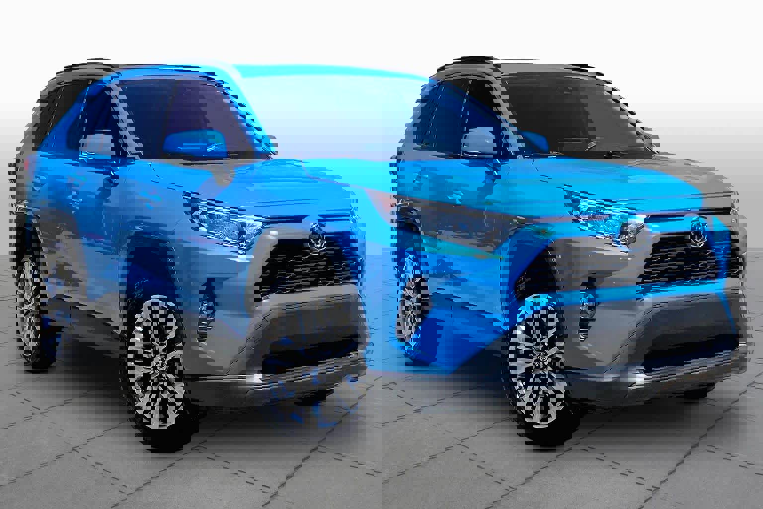 Used 2019 Toyota RAV4 XLE Premium image 3