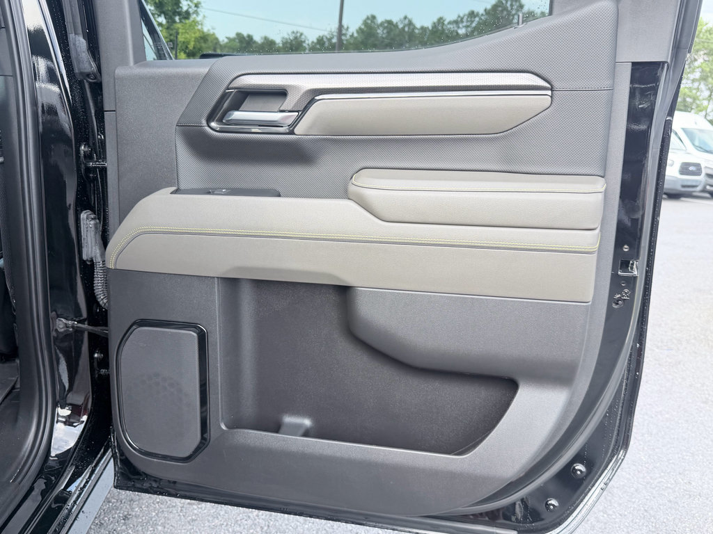 Used 2024 Chevrolet Silverado 1500 ZR2 AWD/4WD image 31