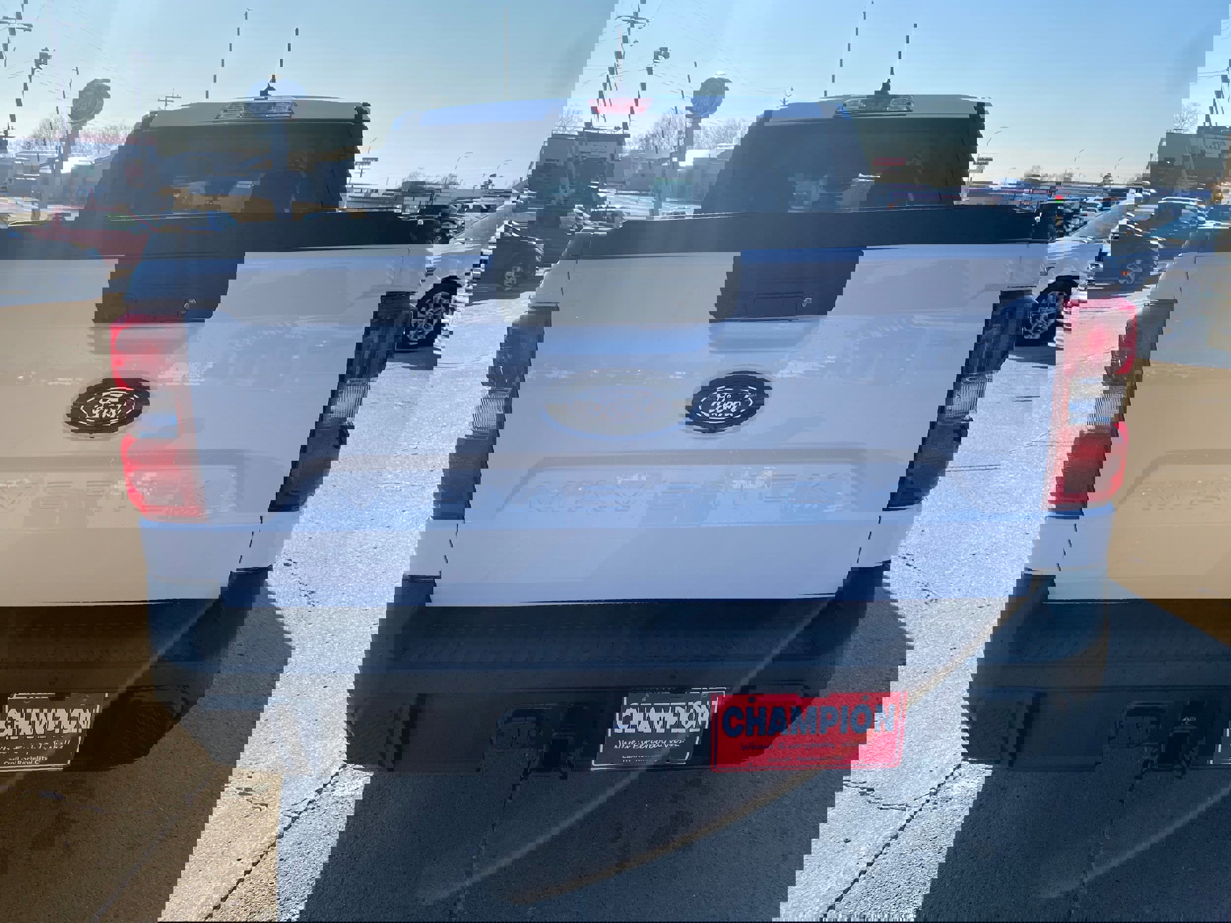 New 2026 Ford Maverick Lariat w/ 4K Tow Package image 8