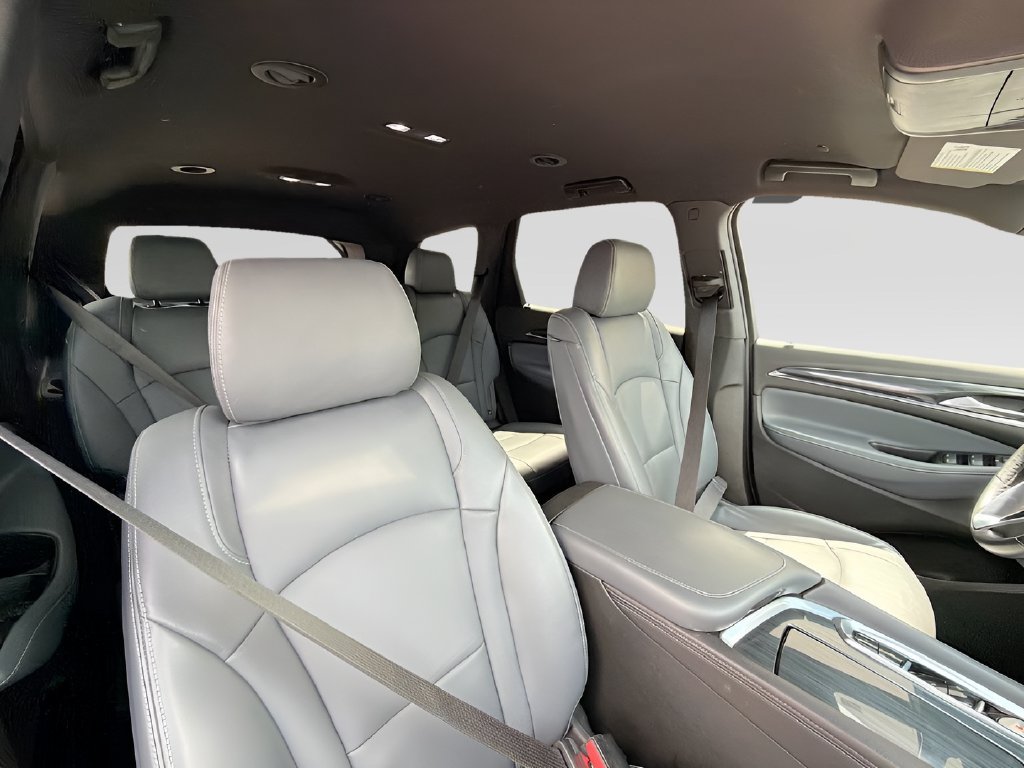 Used 2023 Buick Enclave Essence w/ Sport Touring Edition FWD image 28