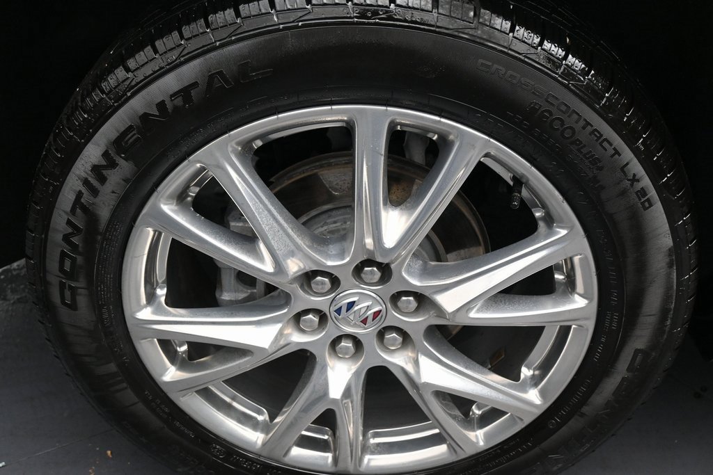 Used 2023 Buick Enclave Essence w/ Experience Buick Package image 35