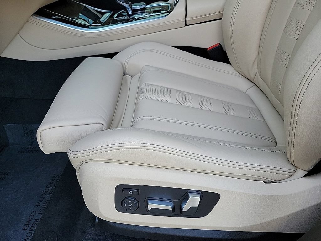 Used 2021 BMW X5 xDrive40i w/ Premium Package AWD/4WD image 11