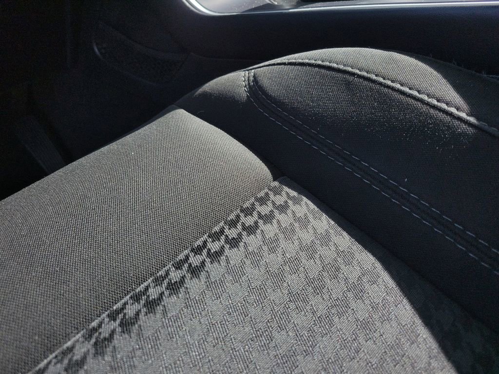 Used 2020 Dodge Challenger SXT image 36