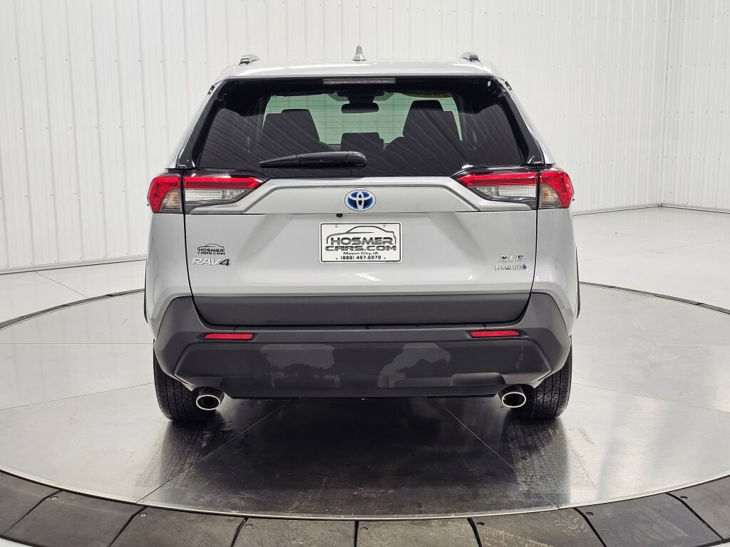 Used 2024 Toyota RAV4 XLE image 31