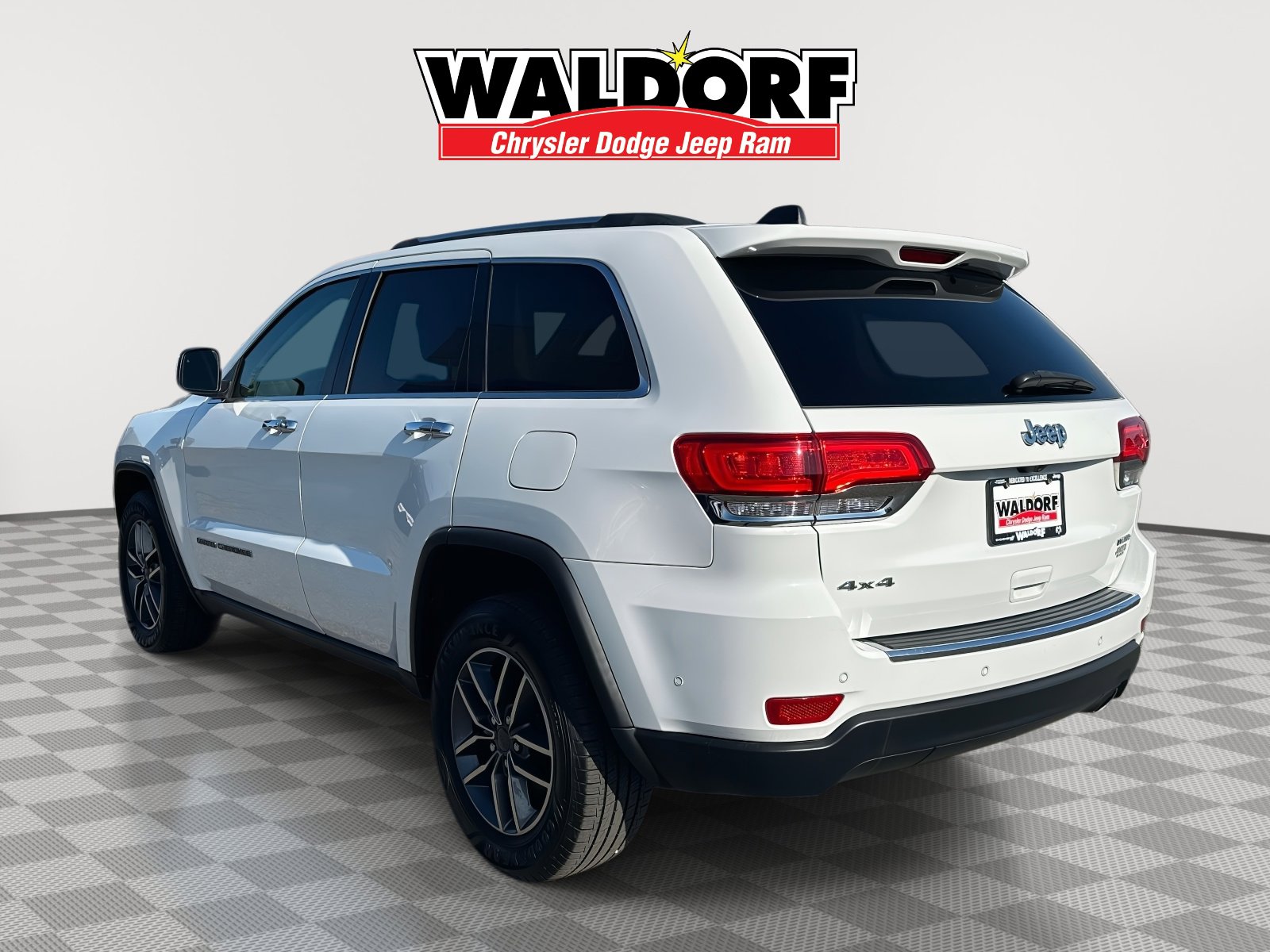 Used 2019 Jeep Grand Cherokee Limited image 4