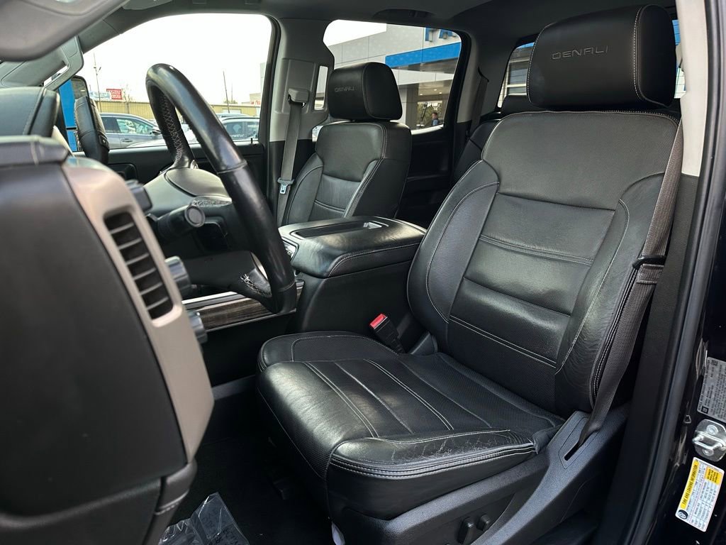 Used 2015 GMC Sierra 3500 Denali w/ Duramax Plus Package image 13