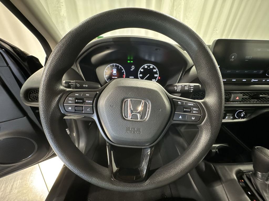 Used 2023 Honda HR-V LX image 23