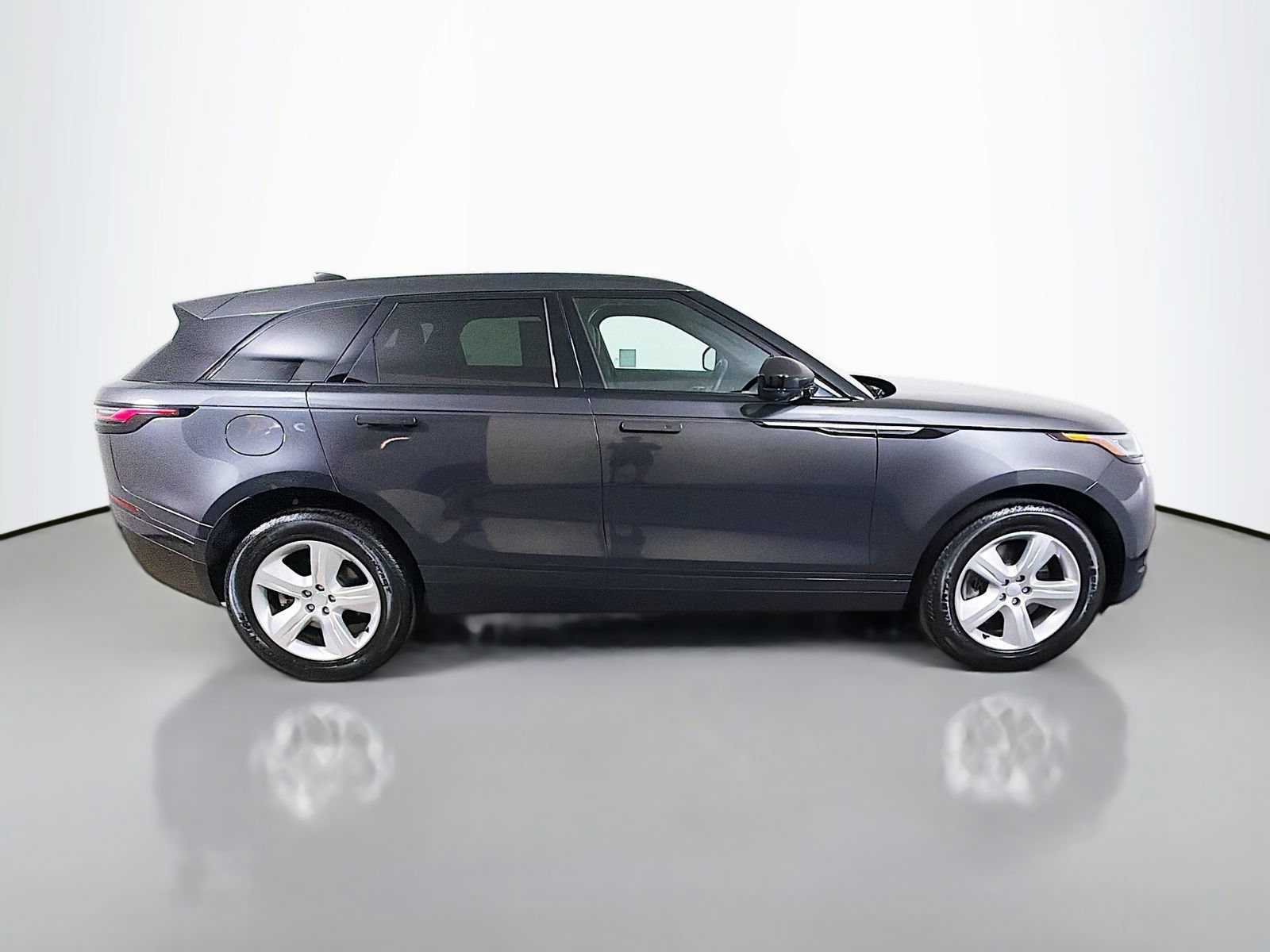 Used 2026 Land Rover Range Rover Velar S AWD/4WD image 6
