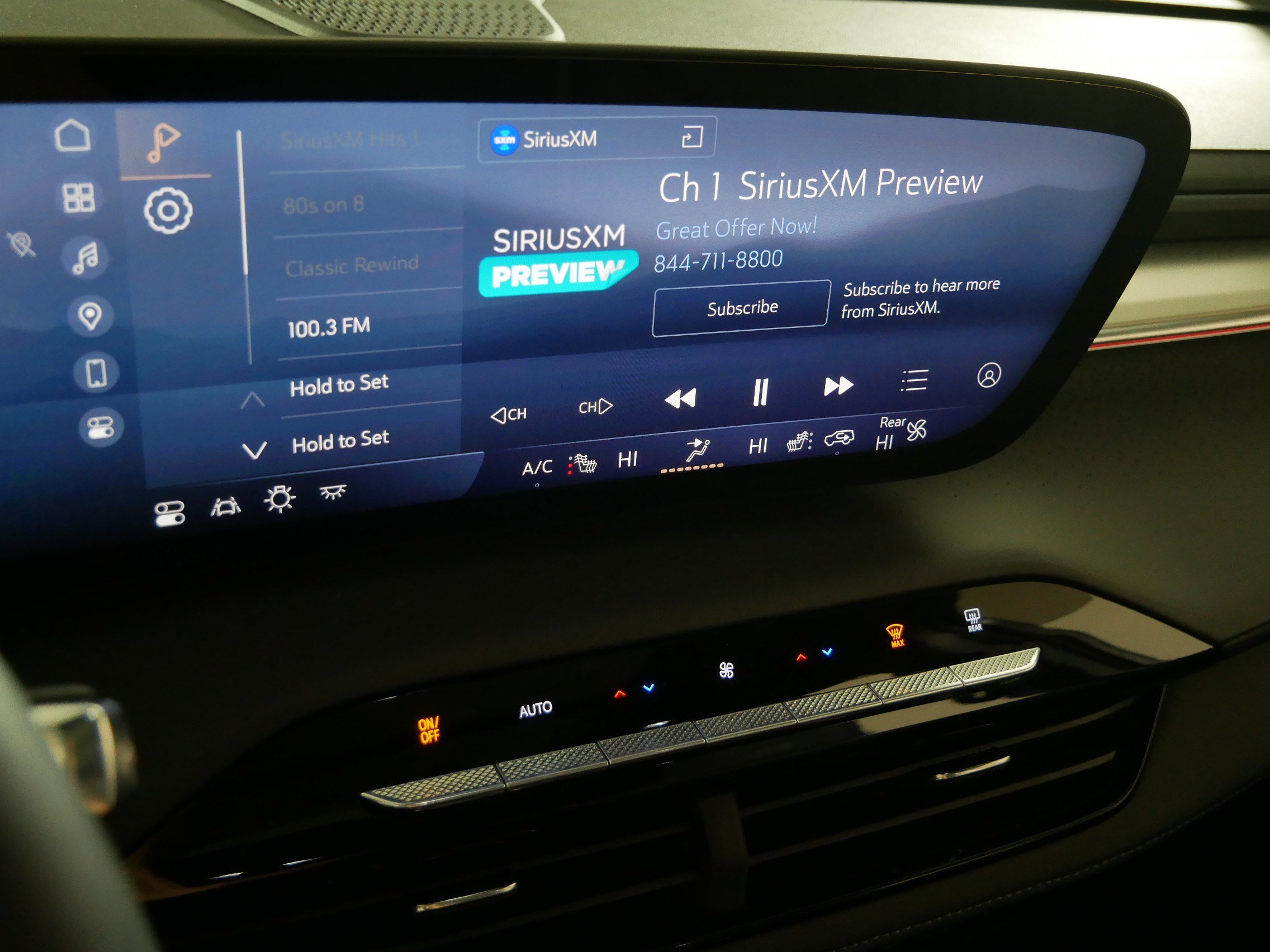 Used 2025 Buick Enclave Avenir w/ Trailering Package, 5000 lbs. image 22