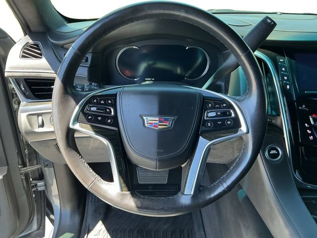 Used 2018 Cadillac Escalade ESV Platinum AWD/4WD image 2