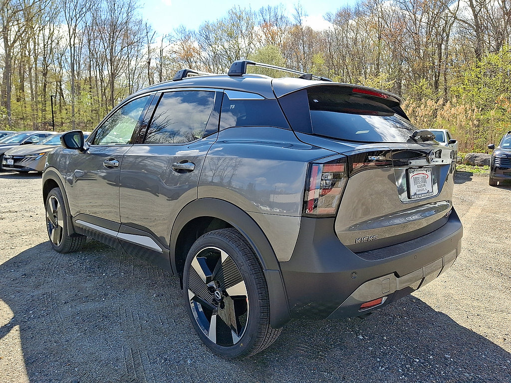 New 2026 Nissan Kicks SR w/ Cold Weather Package AWD/4WD image 3