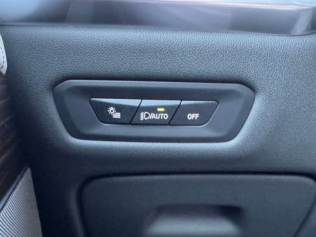 Used 2025 BMW X5 xDrive50e w/ M Sport Package image 24