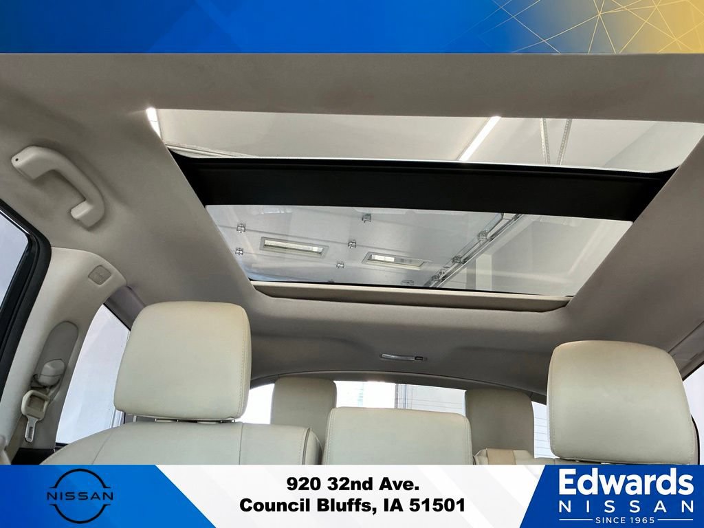 Used 2019 INFINITI QX60 Luxe w/ Sensory Package AWD/4WD image 41