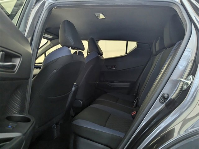 Used 2020 Toyota C-HR image 7