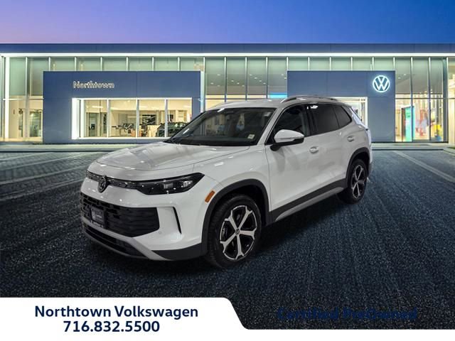 Used 2025 Volkswagen Tiguan SE