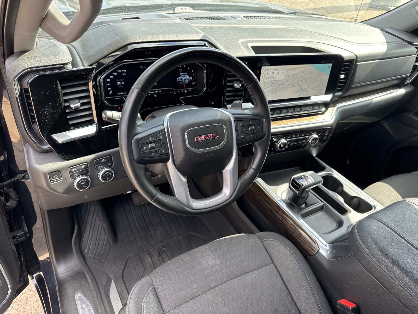 Used 2023 GMC Sierra 1500 Elevation image 18