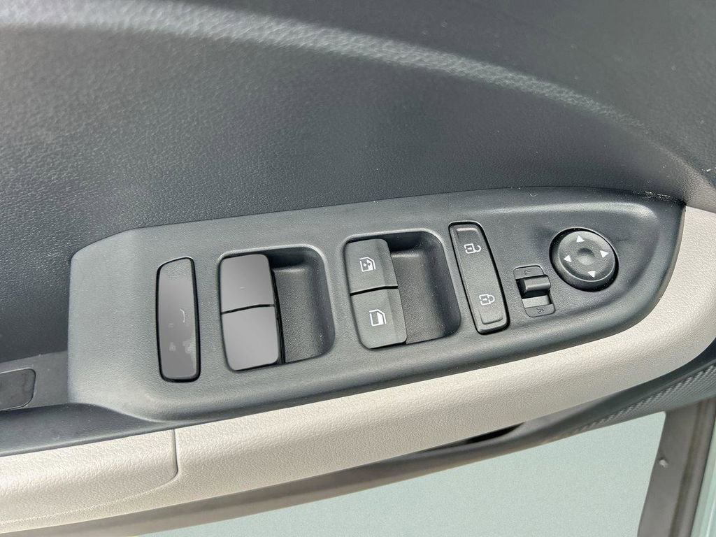 New 2026 Hyundai Venue SEL image 22