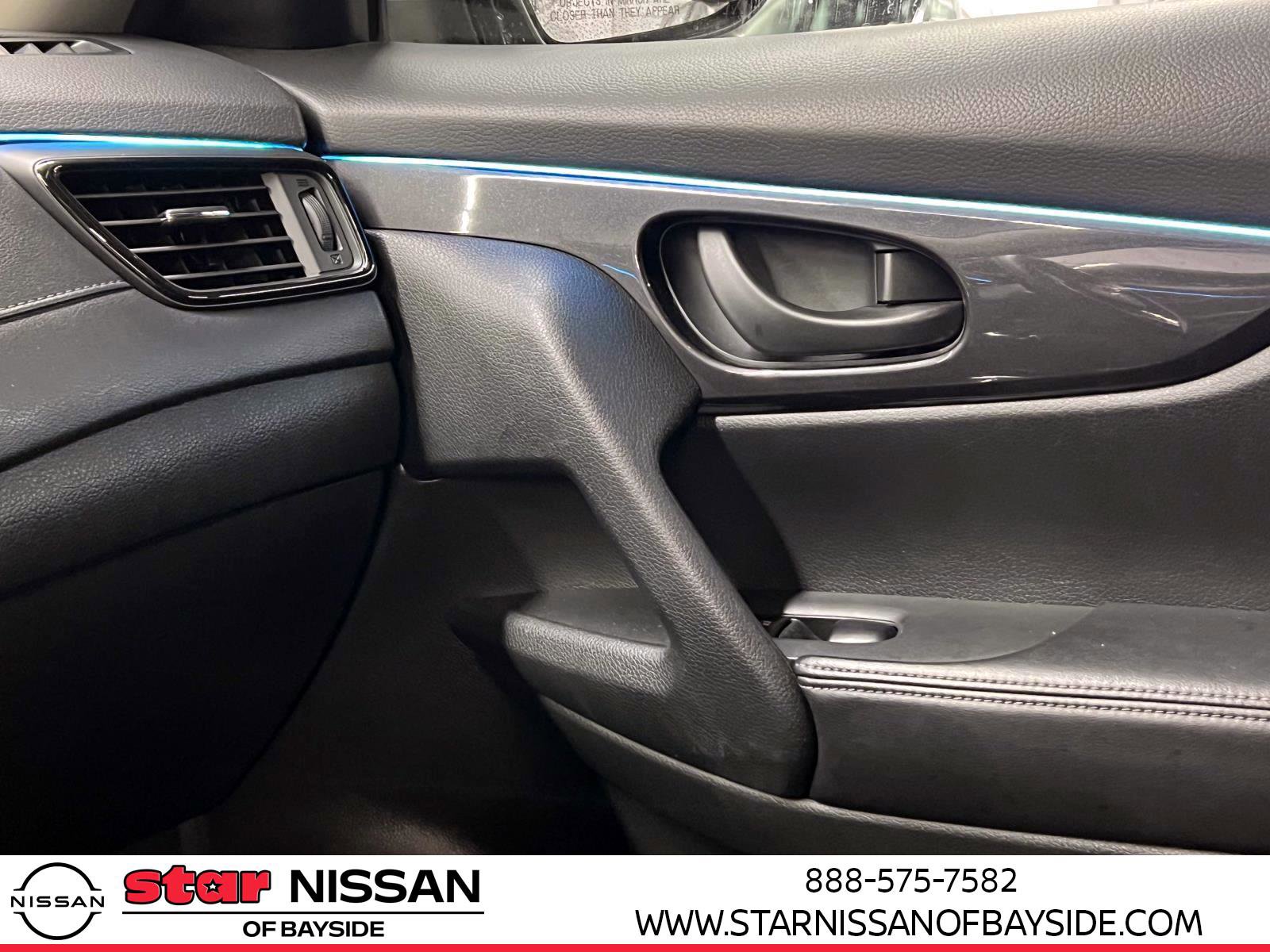 Used 2020 Nissan Rogue S image 30