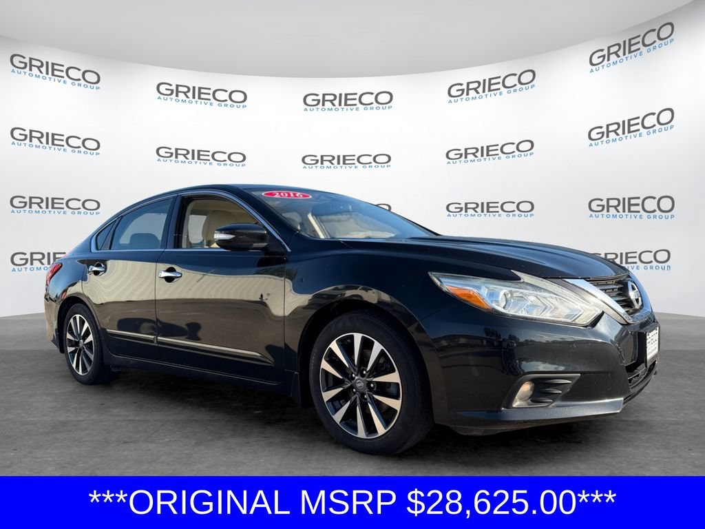 Used 2016 Nissan Altima 2.5 SV w/ Convenience Package FWD image 1