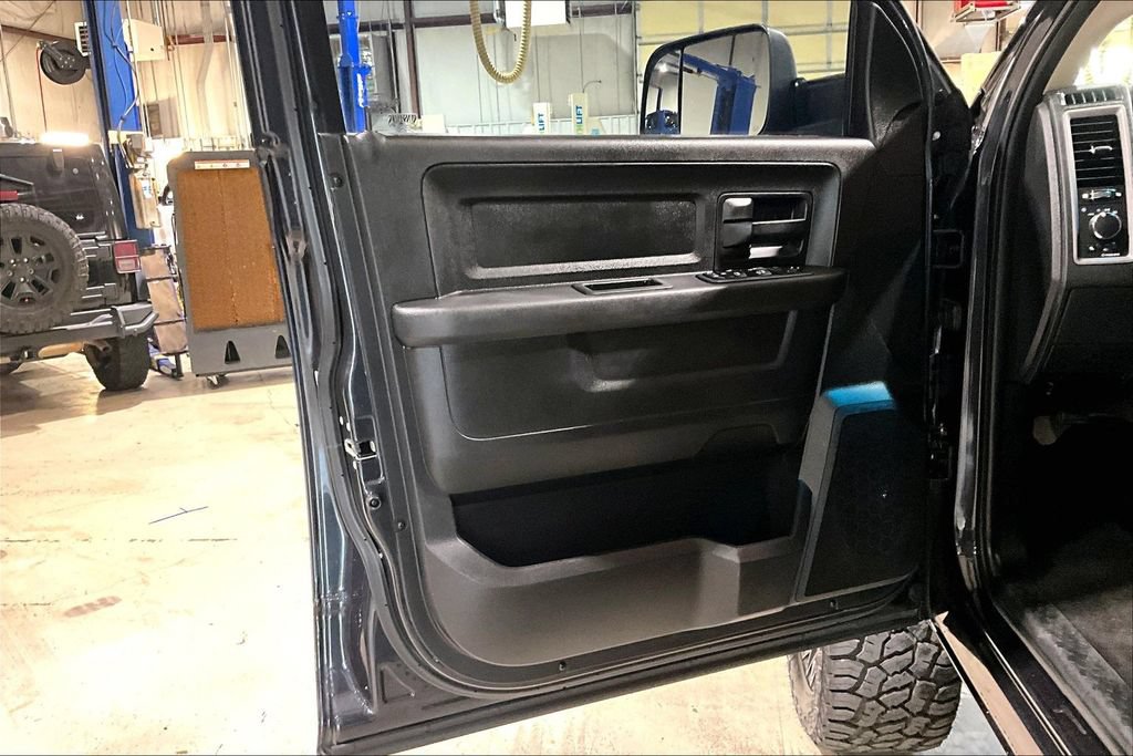 Used 2018 RAM 2500 Tradesman w/ Chrome Appearance Group AWD/4WD image 20