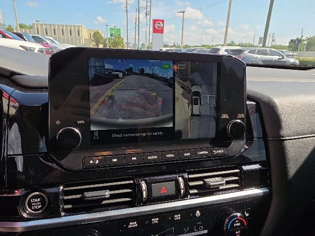 Used 2024 Nissan Pathfinder SL w/ Cargo Package FWD image 19