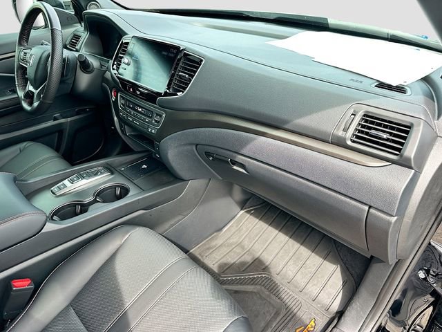 Used 2025 Honda Ridgeline TrailSport image 28