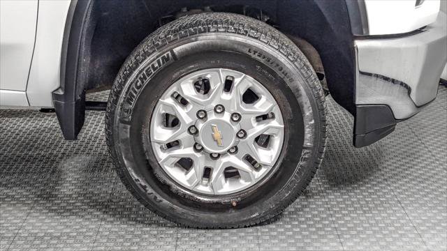 Used 2023 Chevrolet Silverado 2500 LT image 34