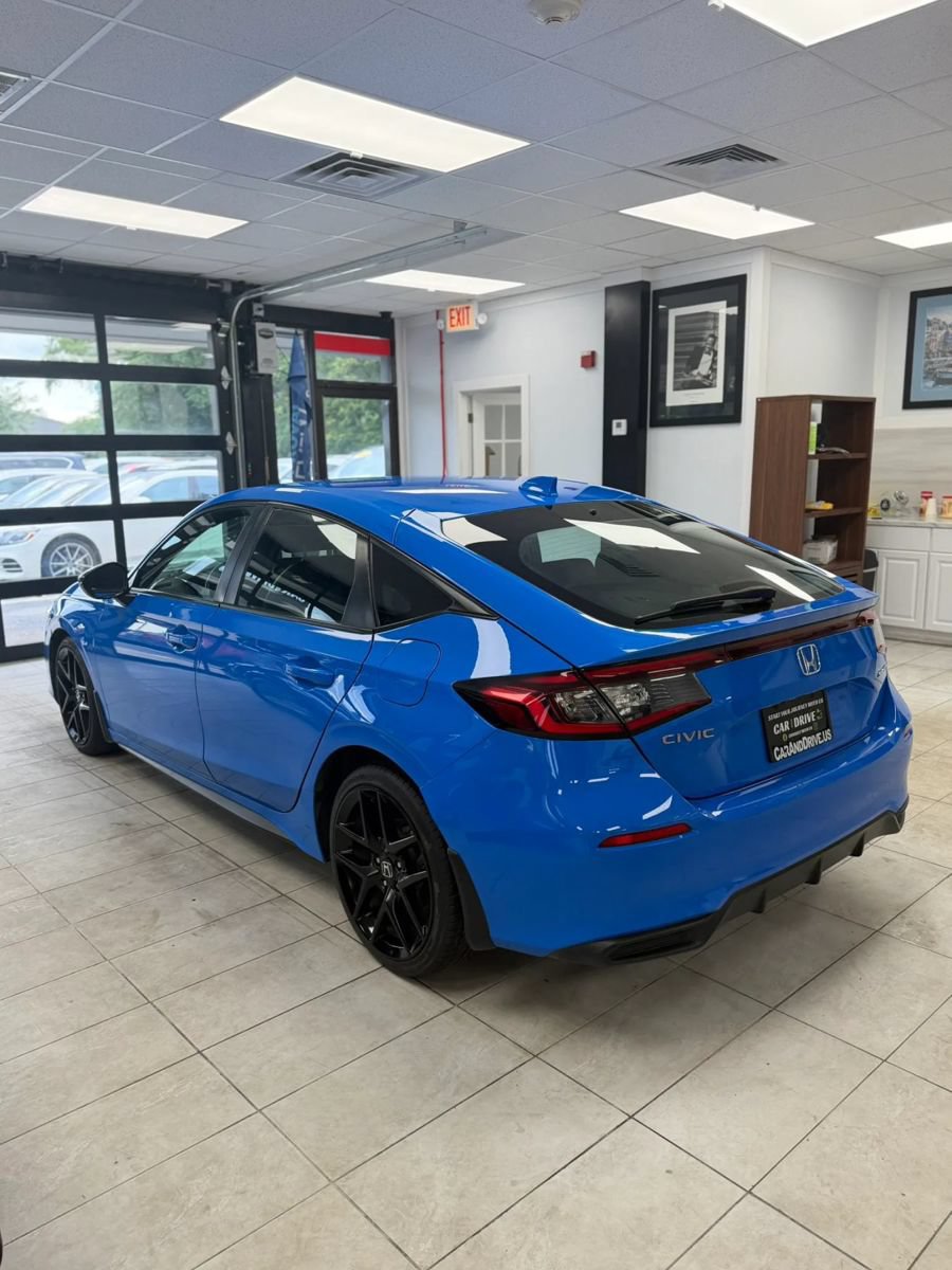 Used 2024 Honda Civic Sport image 3