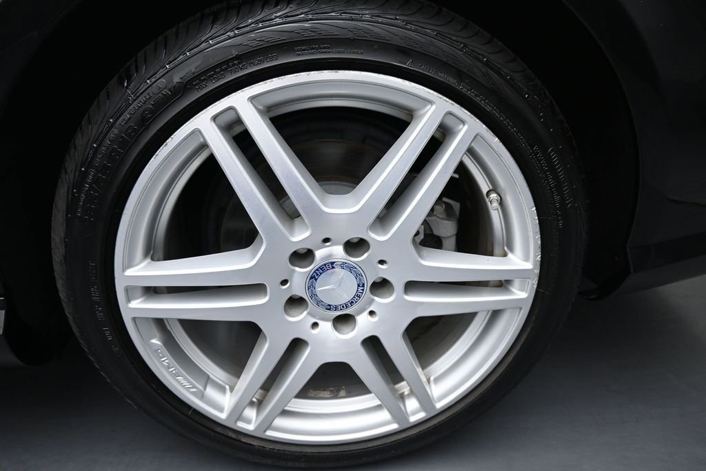 Used 2011 Mercedes-Benz E 350 Sedan image 15