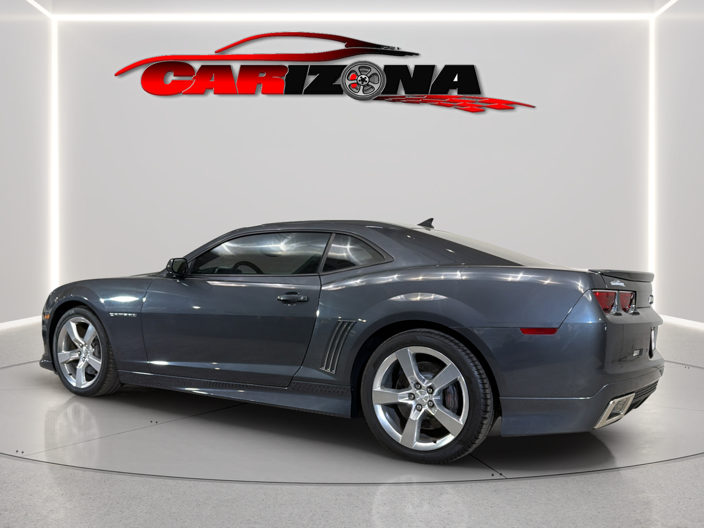 Used 2010 Chevrolet Camaro SS w/ RS Package RWD image 7