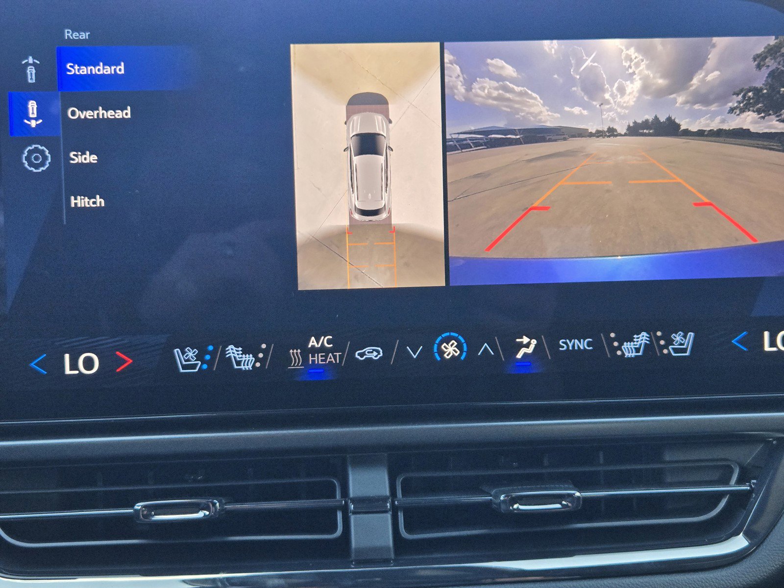 New 2025 Chevrolet Equinox EV RS w/ Convenience Package II AWD/4WD image 14