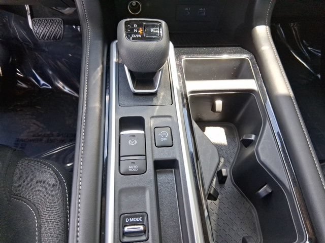 Certified 2025 Nissan Pathfinder SV w/ SV Premium Package FWD image 16