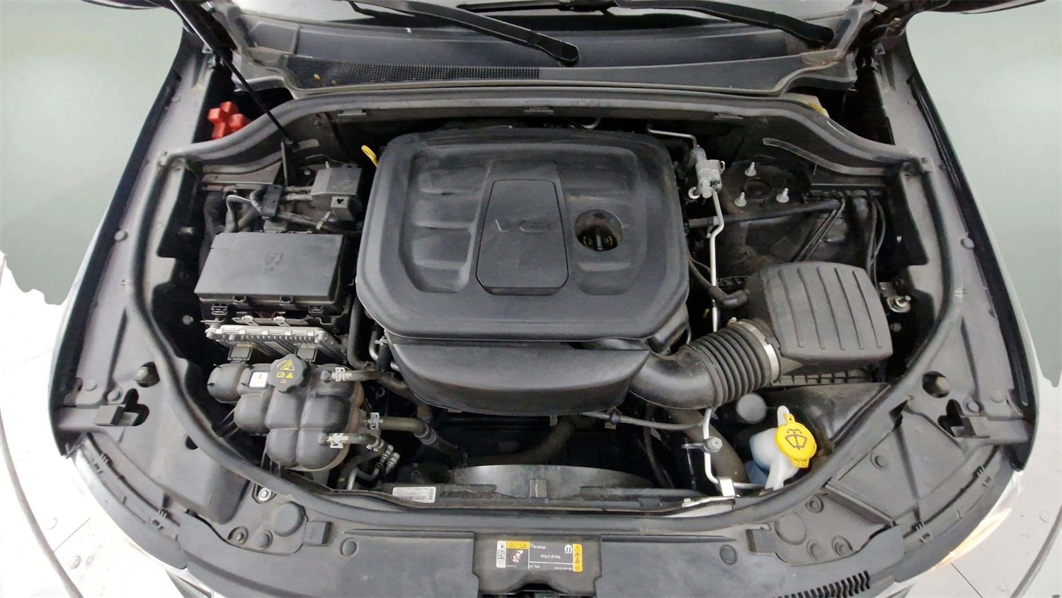 Used 2022 Jeep Grand Cherokee Laredo X image 12