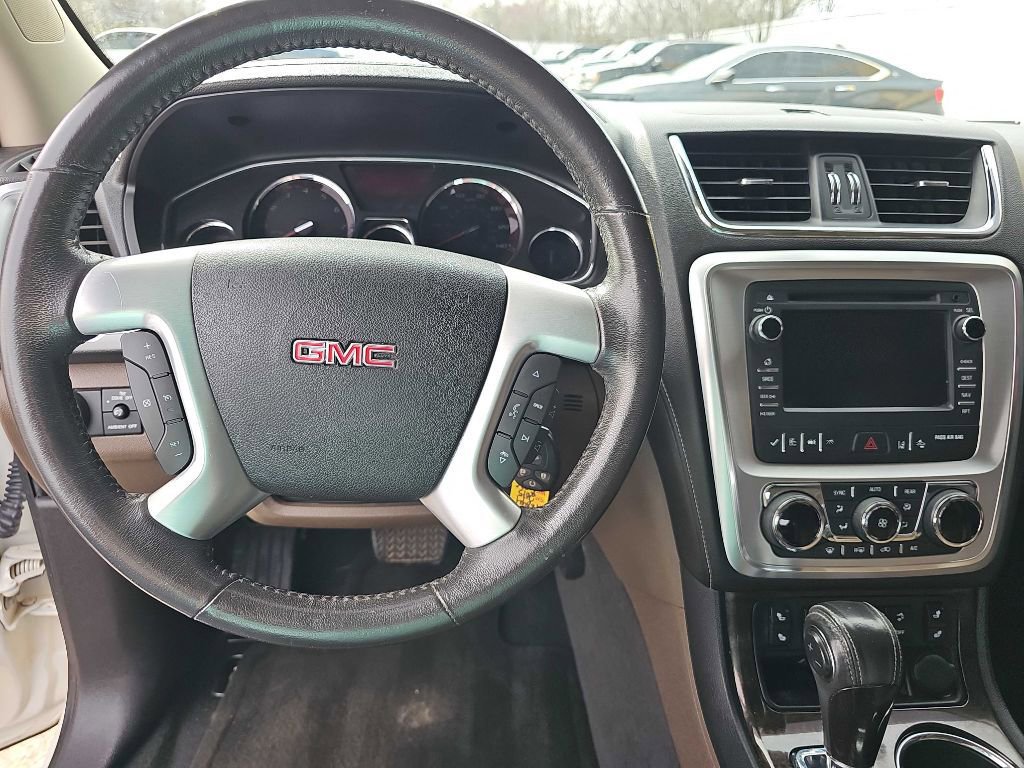 Used 2015 GMC Acadia SLT image 27