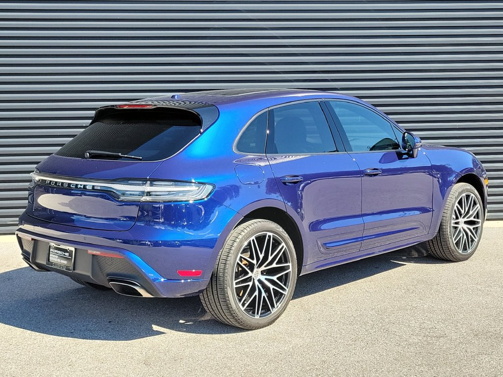 Certified 2024 Porsche Macan AWD/4WD image 7