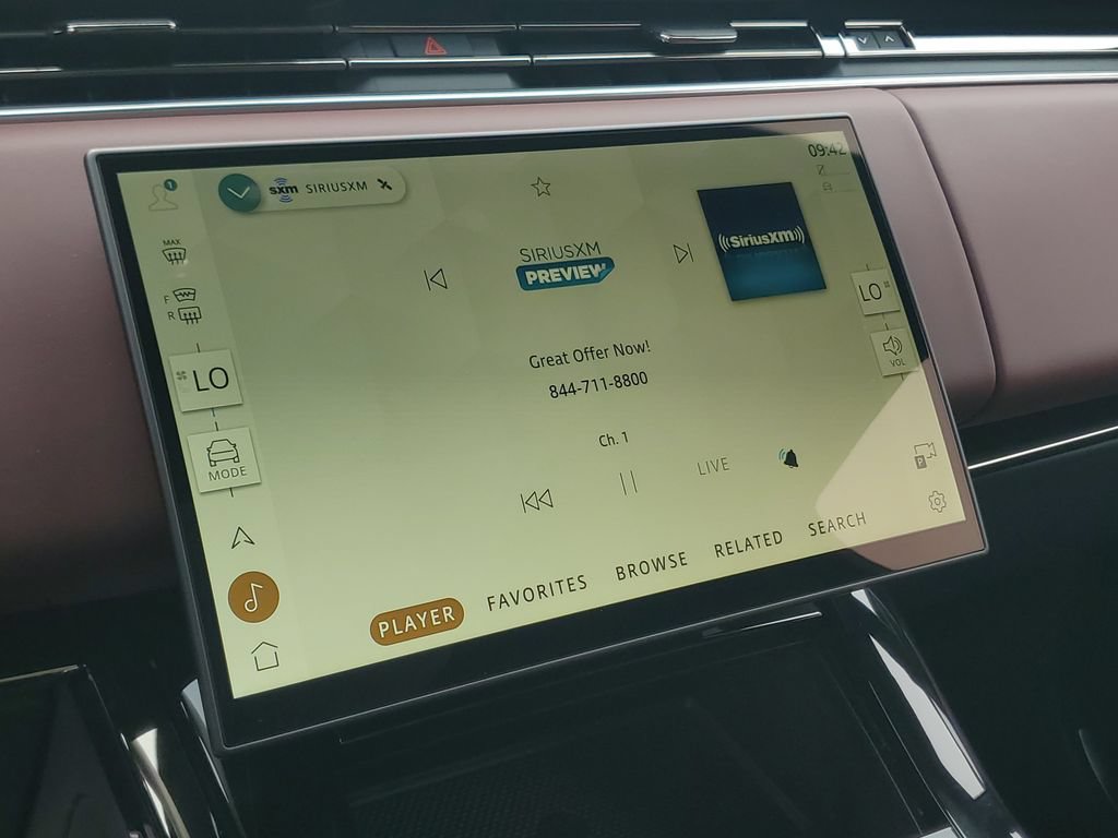 New 2026 Land Rover Range Rover Sport Dynamic SE AWD/4WD image 18