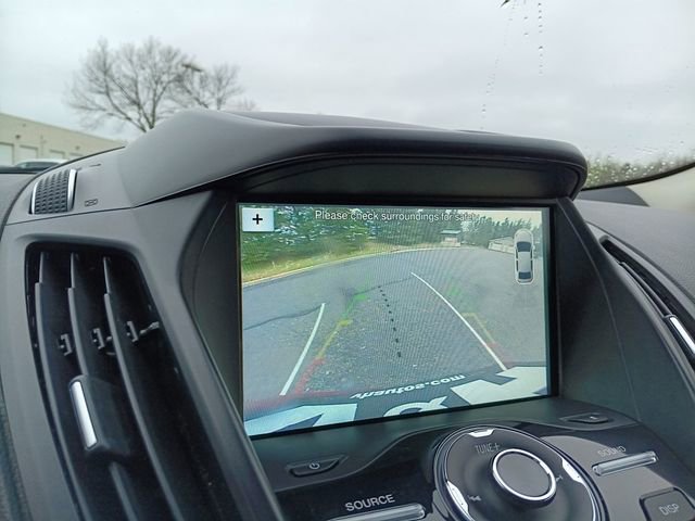 Used 2017 Ford Escape Titanium FWD image 7
