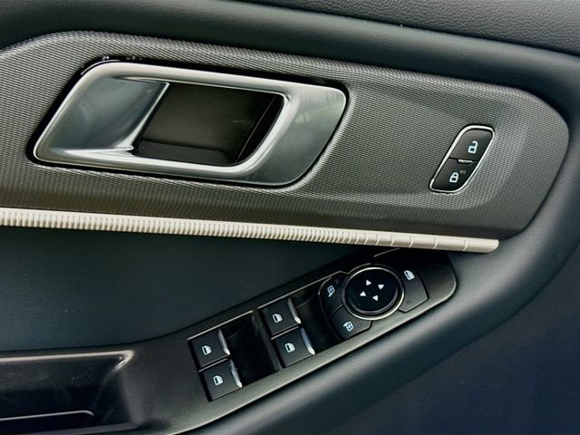 New 2026 Ford Explorer ST-Line image 18