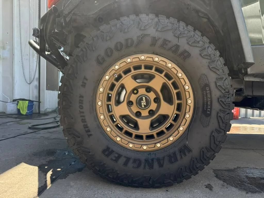 Used 2010 Toyota FJ Cruiser 4WD image 18