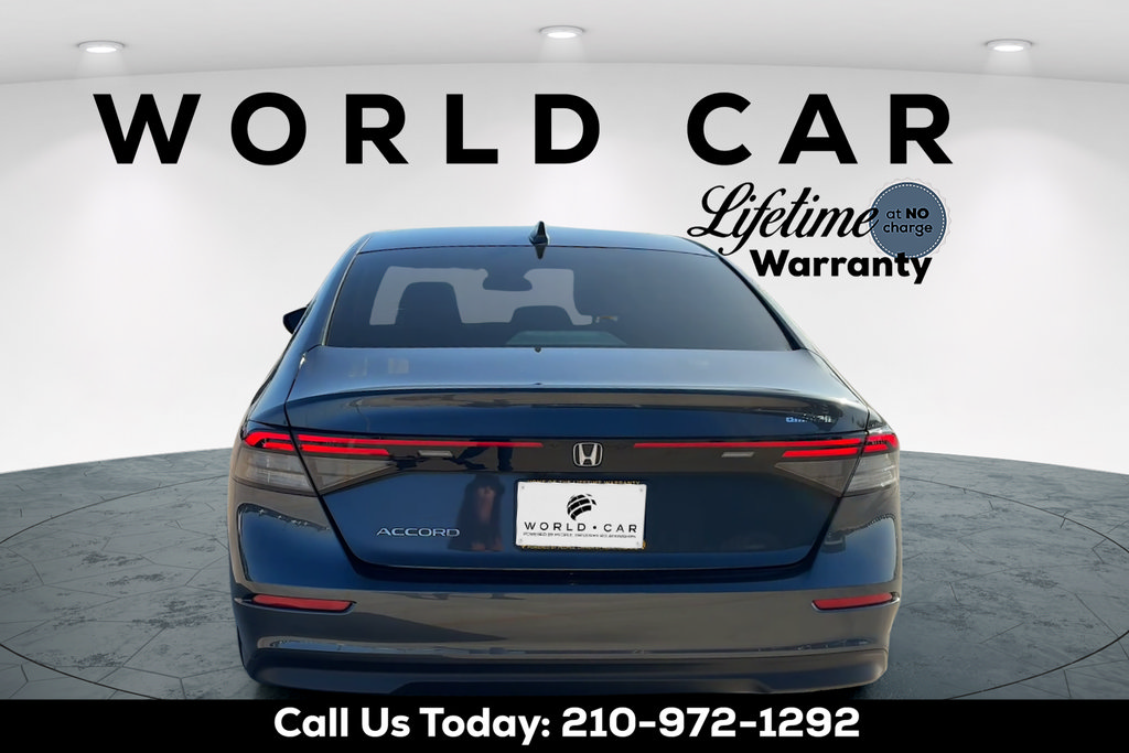 Used 2025 Honda Accord LX image 4