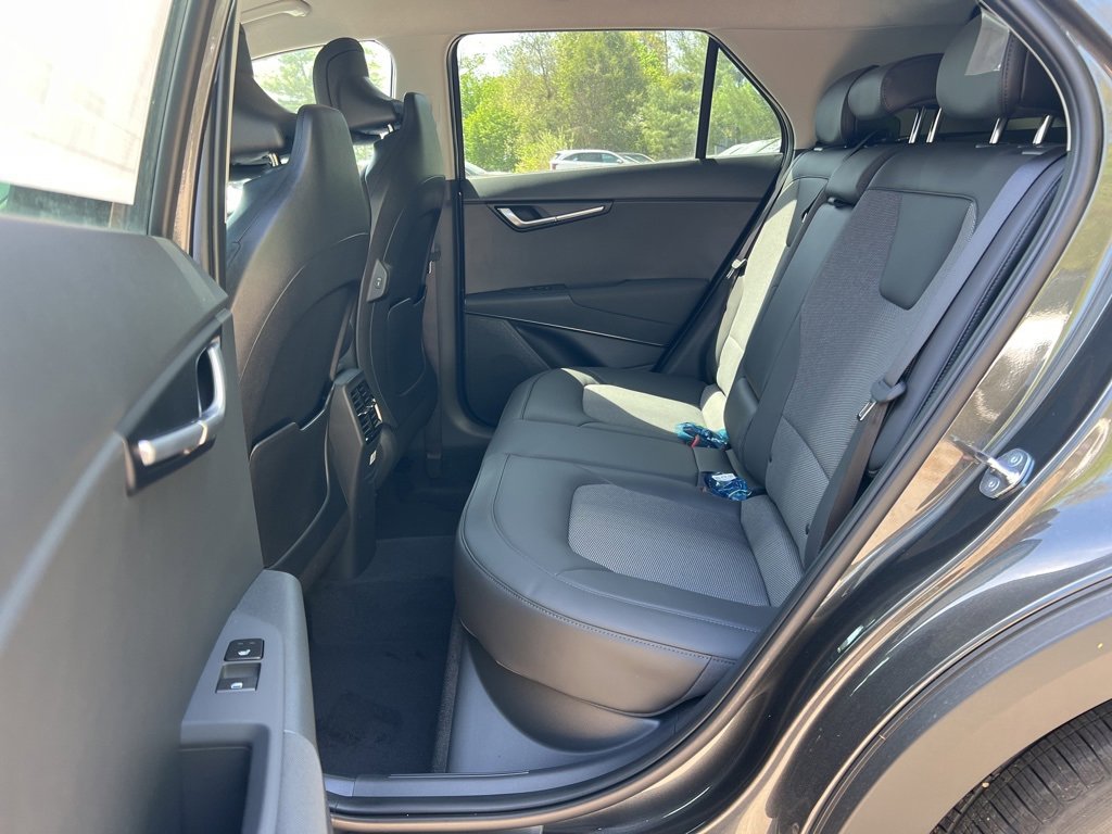 New 2025 Kia Niro EX w/ EX Cold Weather Package image 12