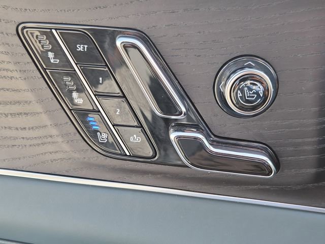 Certified 2024 Cadillac Lyriq Sport w/ Nappa Leather Package image 19