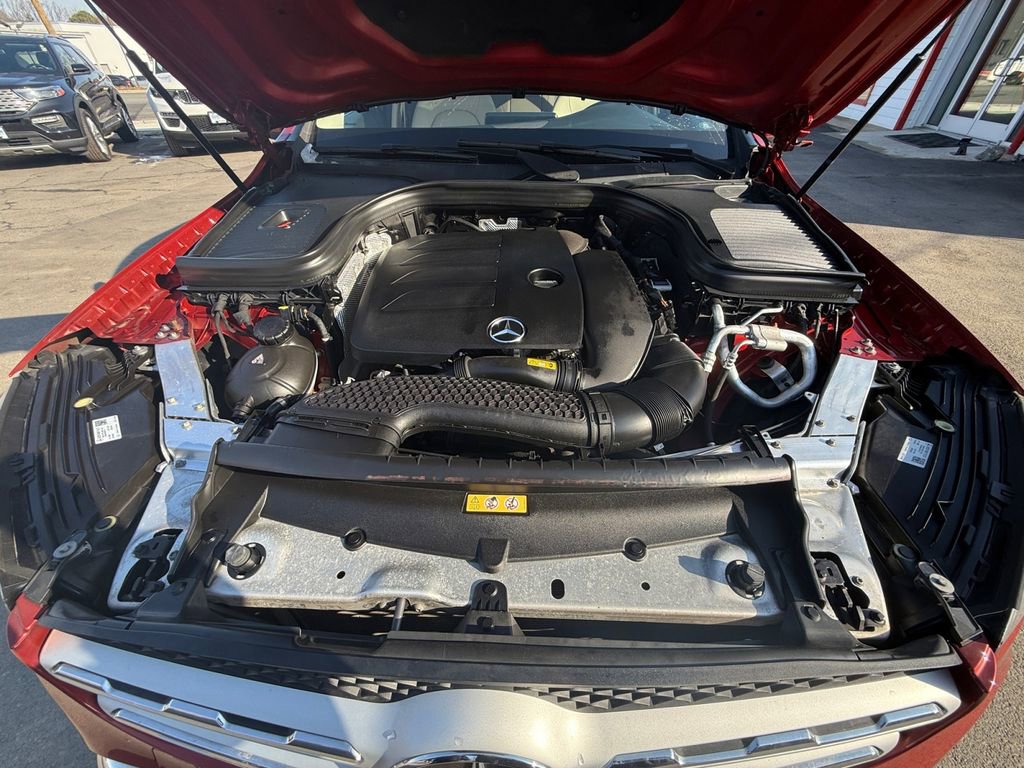 Used 2021 Mercedes-Benz GLC 300 4MATIC w/ Premium Package image 25