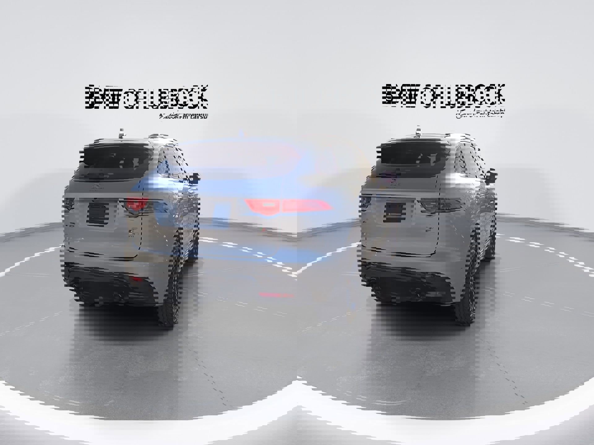 Used 2017 Jaguar F-PACE S image 7