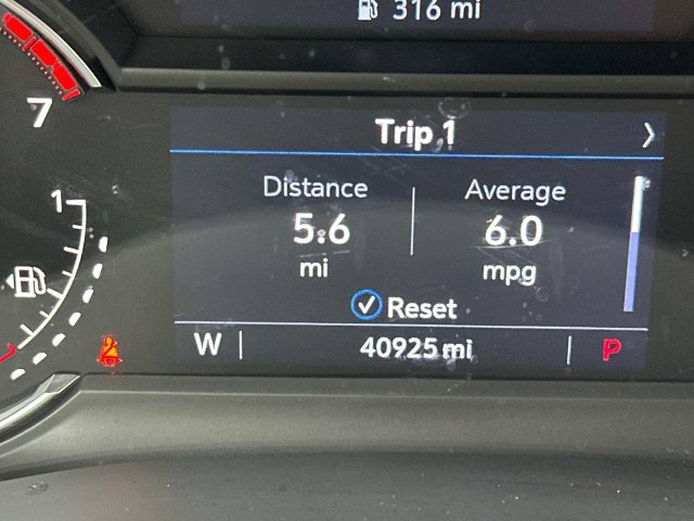 Used 2024 Cadillac XT5 Luxury FWD image 23