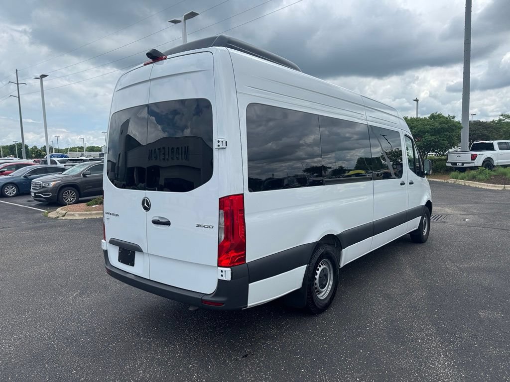Used 2025 Mercedes-Benz Sprinter 2500 image 5