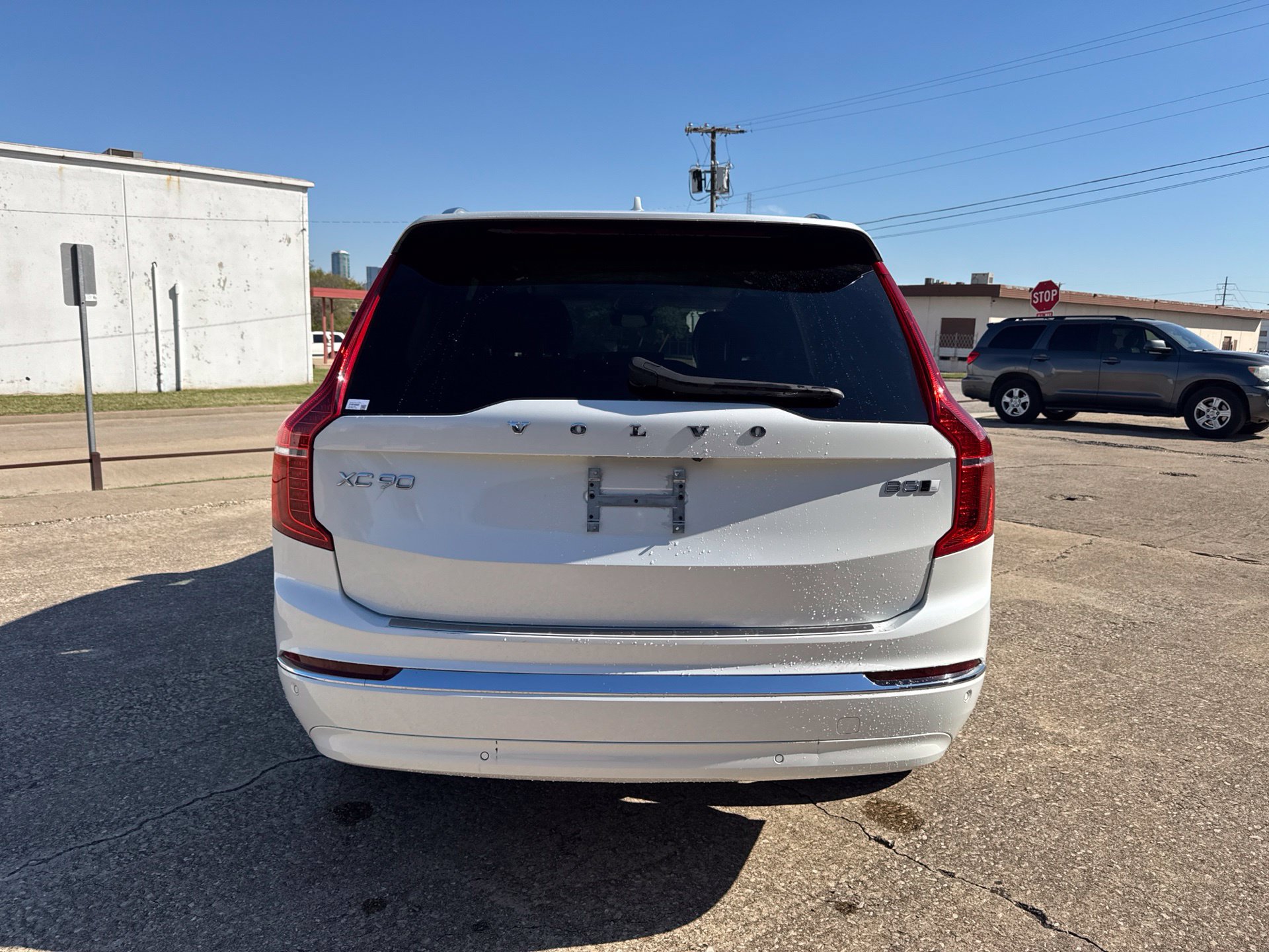 Used 2023 Volvo XC90 B5 Plus w/ Protection Package Premier AWD/4WD image 6