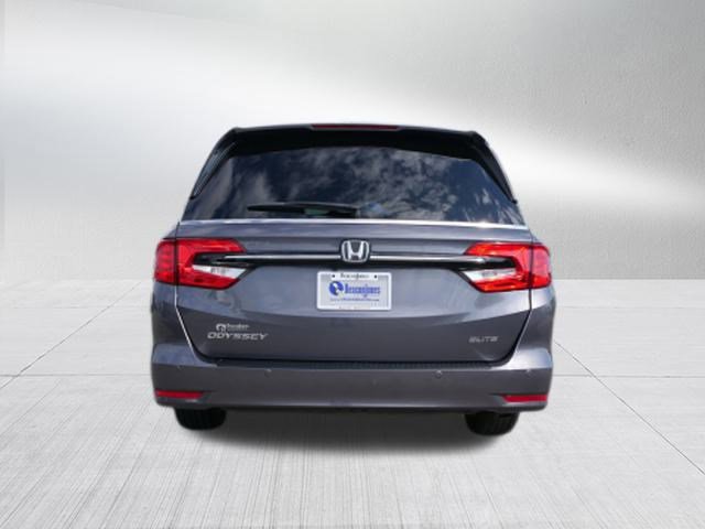 Used 2024 Honda Odyssey Elite image 4