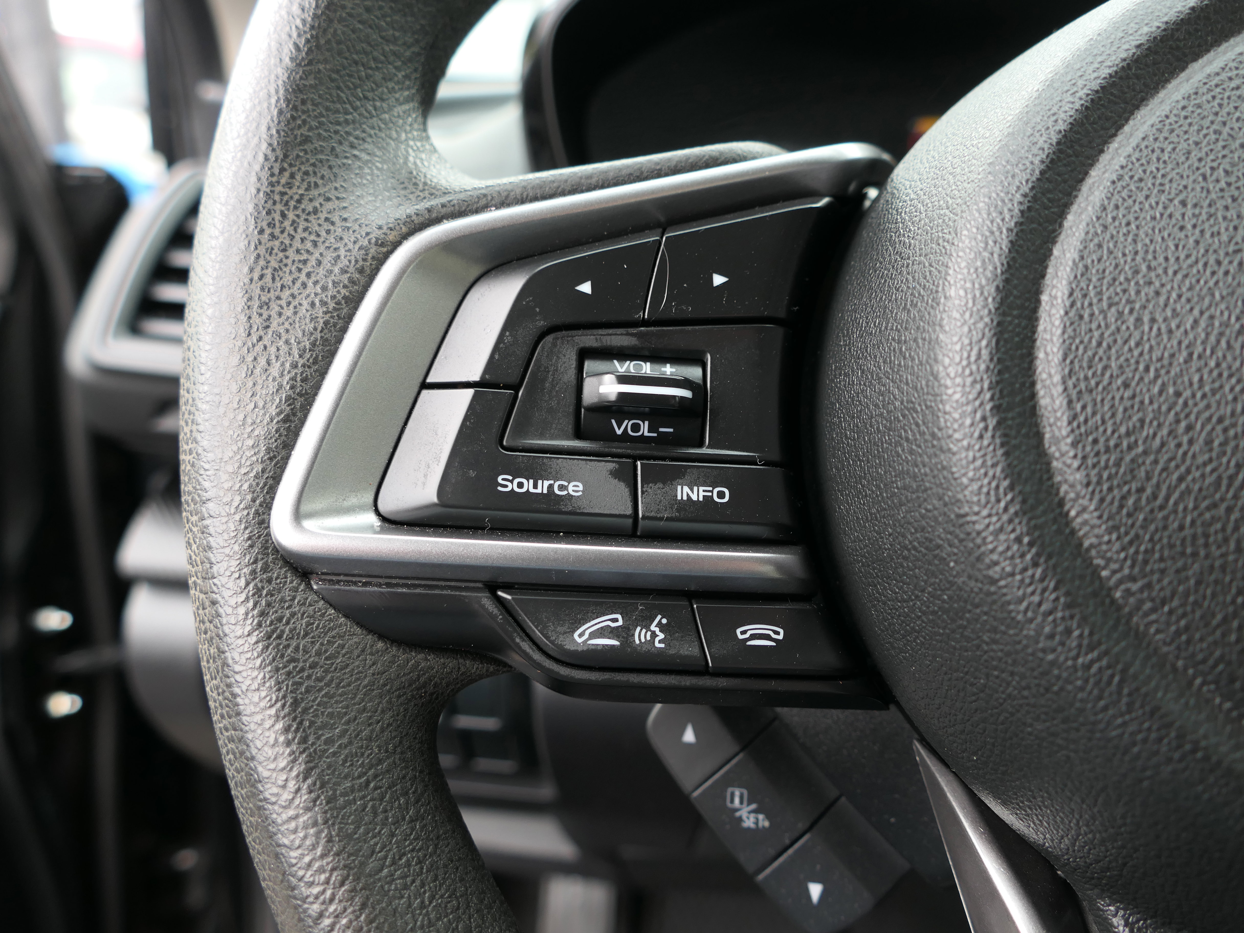 Used 2020 Subaru Impreza 2.0i image 14