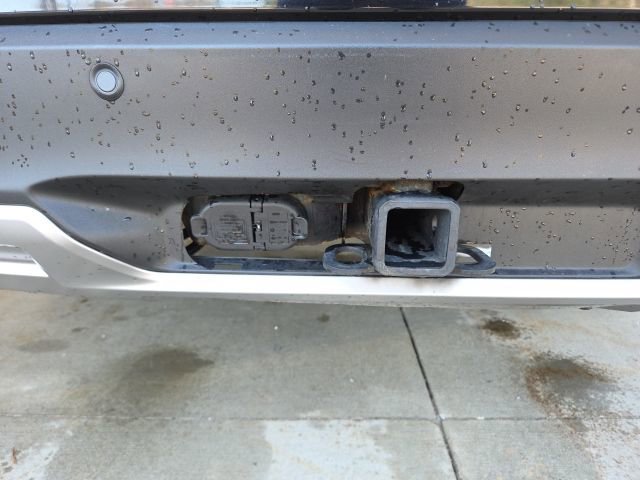 Used 2022 Ford Explorer XLT AWD/4WD image 24